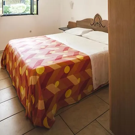 Casa Villaggio Emmanuele Lägenhetshotell 3*